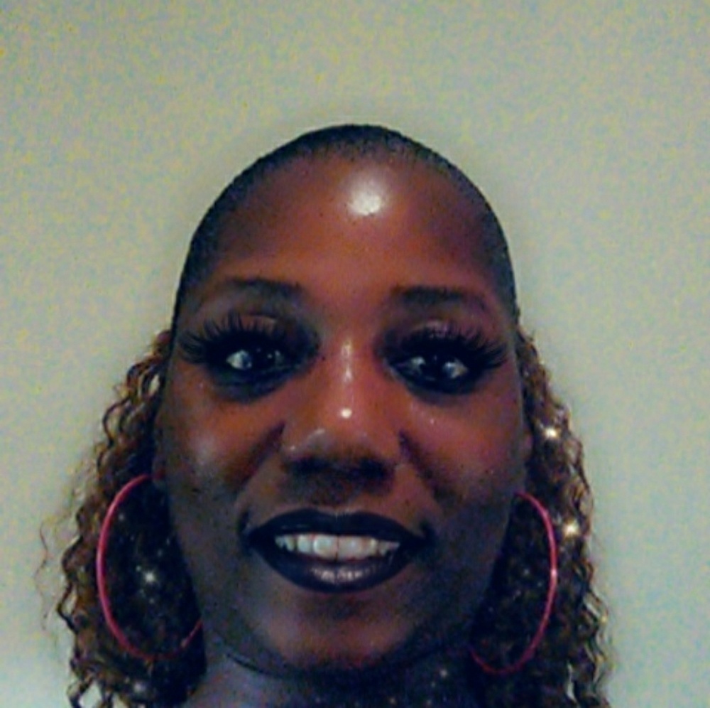 Meet your Posher, Juanita